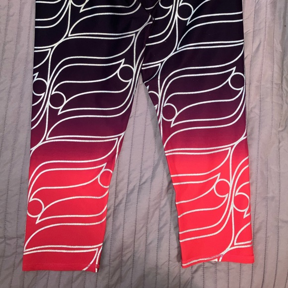 L | Logo Capri - Picture 6 of 6